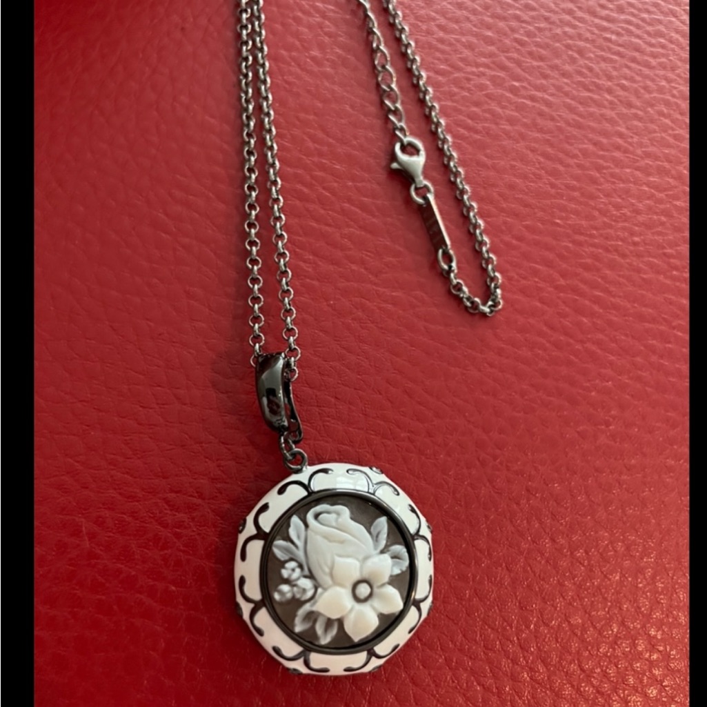 Brand New With Tags Cameo Italiano Necklace/Pendant/Enhancer. Sterling Silver